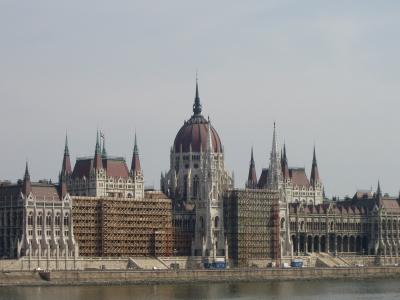 Parliament buliding, complete w/ scaffolding