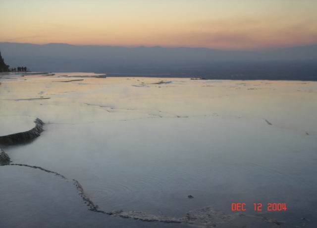 hot spring1.JPG