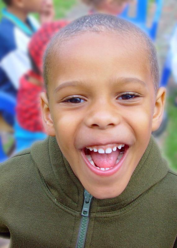 <p align=center><b>Smile !!</b><br><font size=1> by Sabine</font></p>