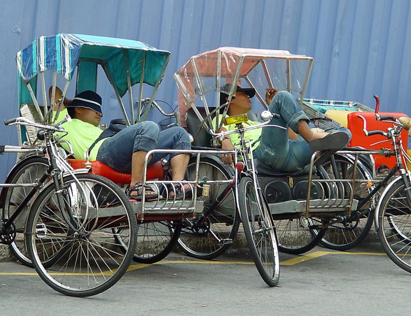 <p align=center> <b>Between the rides </b> <br> <font size=1> by bezucho </font> </p>