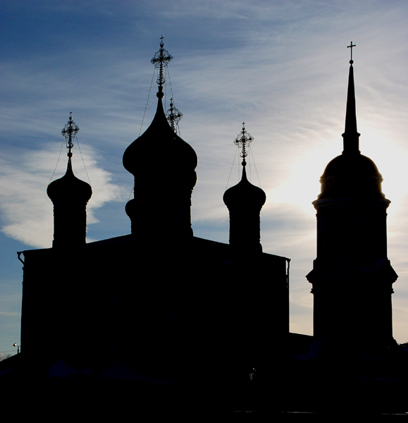 <B>Uspenskaya church</B><BR><FONT size=2>by Yuri Pautov</FONT>