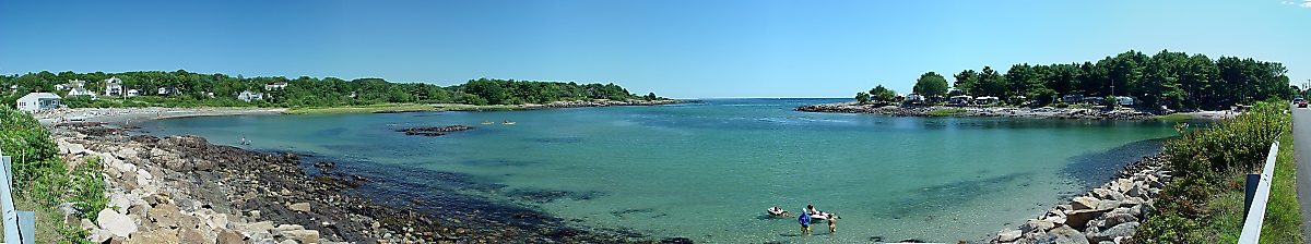 <B>York, Maine</B><BR><FONT size=1>by Loren Charif</FONT>