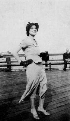 Dads Aunt Dora on the Boardwalk 20's or 30's?