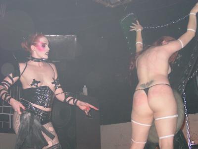 Dsc02160.jpg Mistress Autumn and Laney 