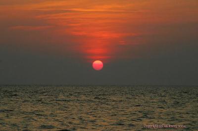 u10/tim32225/medium/31455701.HatterasSunset_14964Ai.jpg