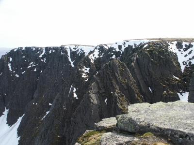 Black Spout Pinnacle Tough-Brown ridge & Parallel Buttress