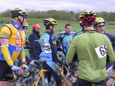 Cat 4-5 postrace 02.jpg