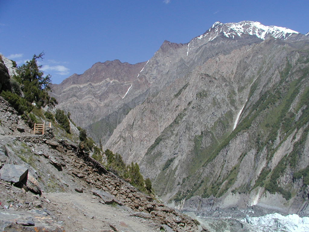 See the little wooden gate at the left, for restricting the animals