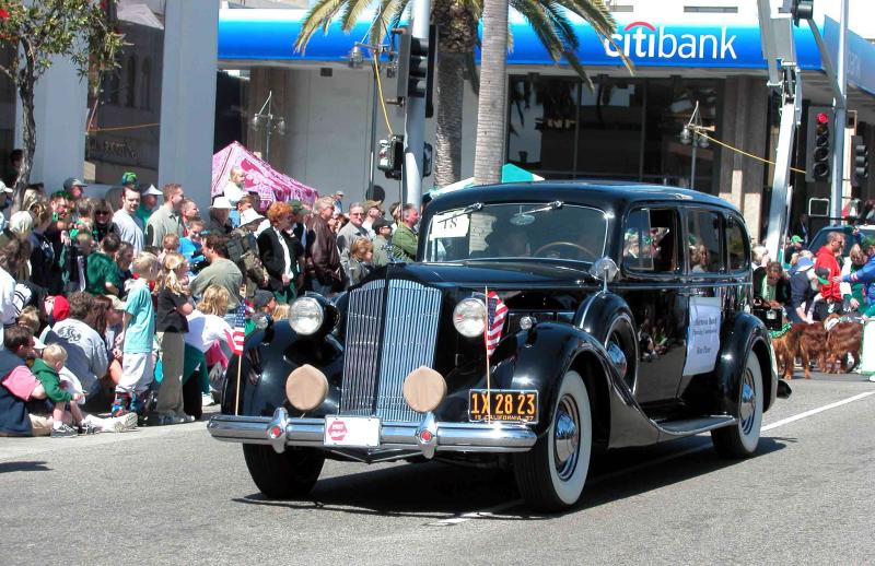 1937 Packard