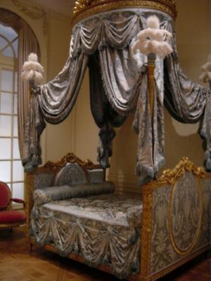 French Bed