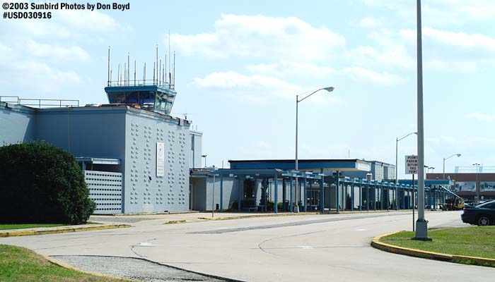 Old terminal and Air Traffic Control Tower at Newport News Williamsburg International Airport stock photo #6704