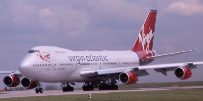 TF-ATW B747-200 Virgin Atlantic lining up 24L