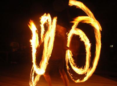 u11/aquaholic2/medium/42877317.FireDanceE5.jpg