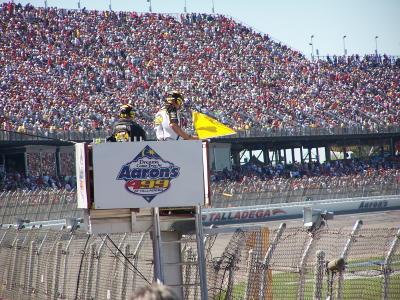 u11/bigcav/medium/42934847.TalladegaMay2005221.jpg