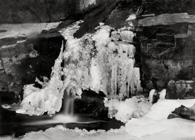 u11/bmcelya/medium/38000601.IceonEagleCreek.jpg