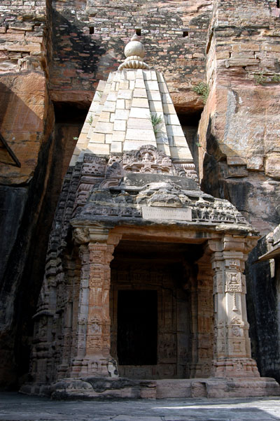 Temple of the Four-Armed, 876 AD