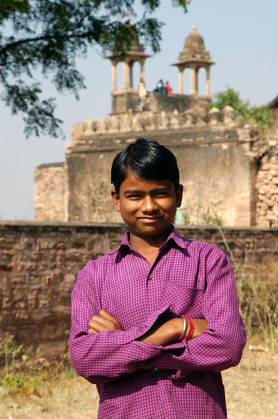 Boy in purple, Gwalior Fort, India