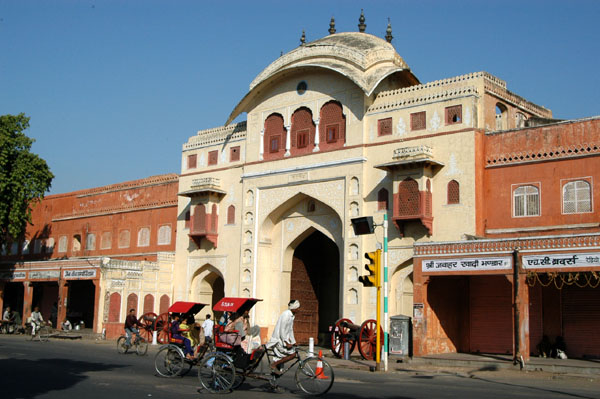Tripolia Gate to the City Palace, Jaipur