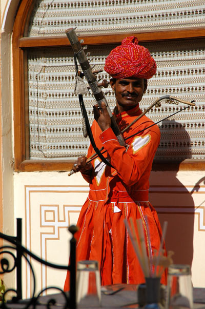 Rajasthani musician, City Palace Cafe