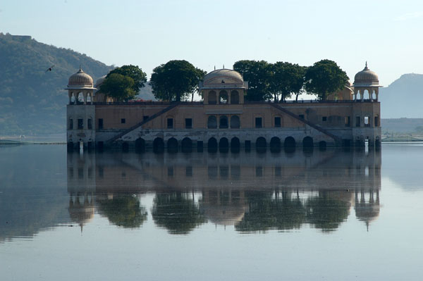 Leaving Jaipur for Amber, you pass the Lake Palace