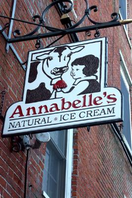 u11/cernynh/medium/38059021.px04signannabellesM277472lg.jpg