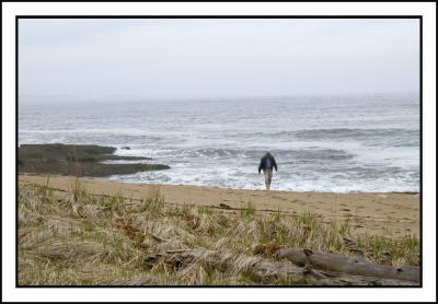 ....and here looking left on the same beach.