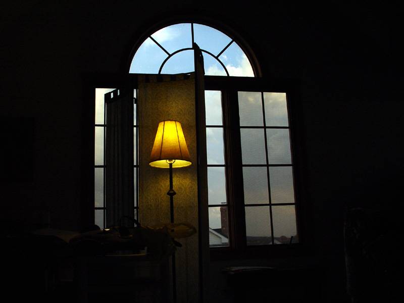 Day and Night DSC06741.JPG
