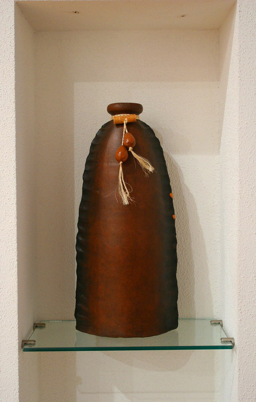 Leather (*)