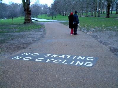 .....Hey! look is that Charles and Camilla????..............