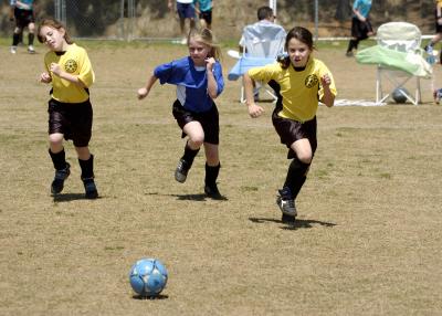 DiamondbacksSoccer041605_002.jpg