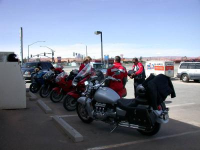 We stop for gas and a cool drink in Kayenta