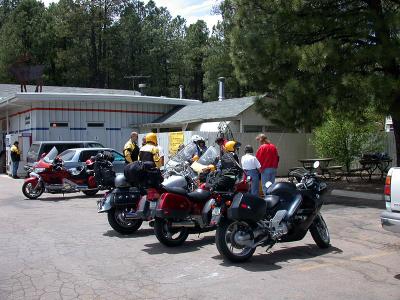 We stop for a break at Clints Well