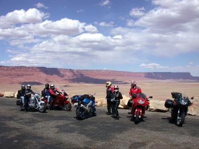 Viewpoint overlooking Vermillion Cliffs on the climb toward Jacob Lake