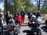 At Bryces Fairytale Canyon we chat wth some German moto-tourists
