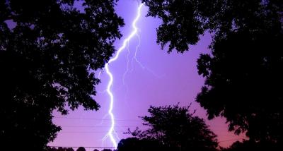 lightening3.jpg