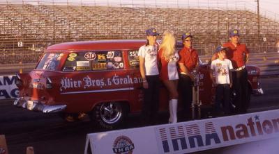 Weir Bros 55 wagon Linda Vaughn winner IHRA Nats 72.jpg