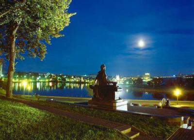 Nemiga, the monument of Pushkin