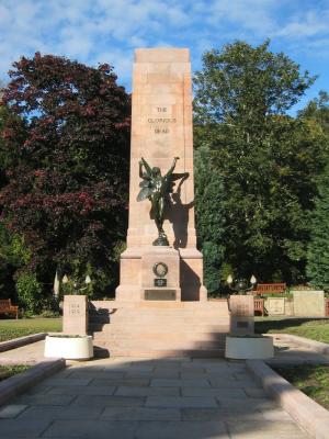 War Memorial, Wilton Lodge park.jpg