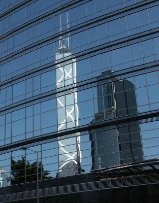 reflection of the Bank of China building
