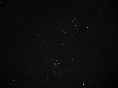 my favorite open star cluster, a 4 second exposure from the city of Frankfurt, taken not really under dark sky :-)