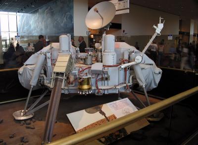 Viking Lander.jpg