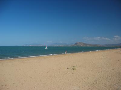 Looking back at Townsville and Castle Hill from Shelley Beach.