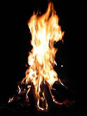 002-Campfire2