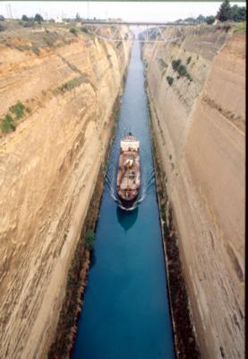 Corinth-canal.jpg