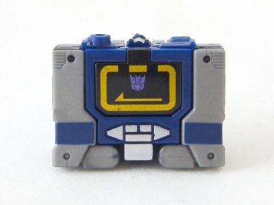 Soundwave with Ravage/Jaguar - Vehicle Mode