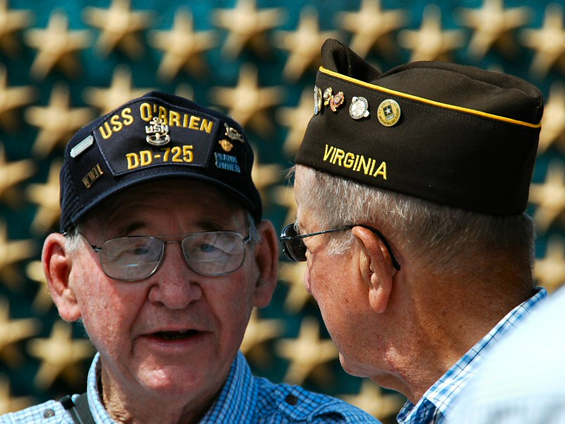 WW II Memorial    8441