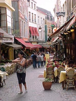 rue des boucher, restaurants