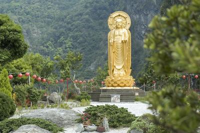 Taroko Gorge: Bodhisattva, Taiwan