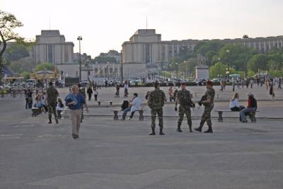 Soldiers with Machine Guns