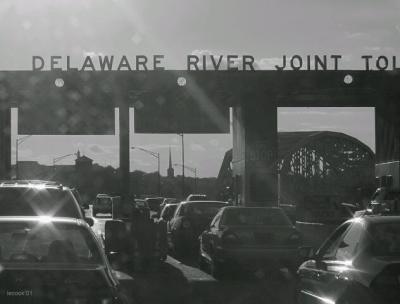 u11/lecook/medium/2571386.deltollbridge.jpg